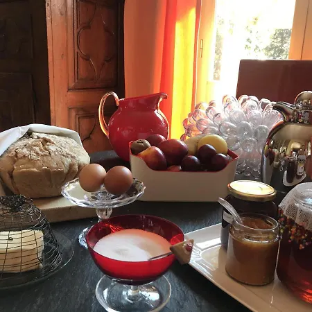 Casa Regis Alojamento de Acomodação e Pequeno-almoço Lessona